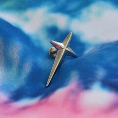 Kutup Haç 6x1,2mm Çelik Piercing, Tragus-Helix-Kıkırdak