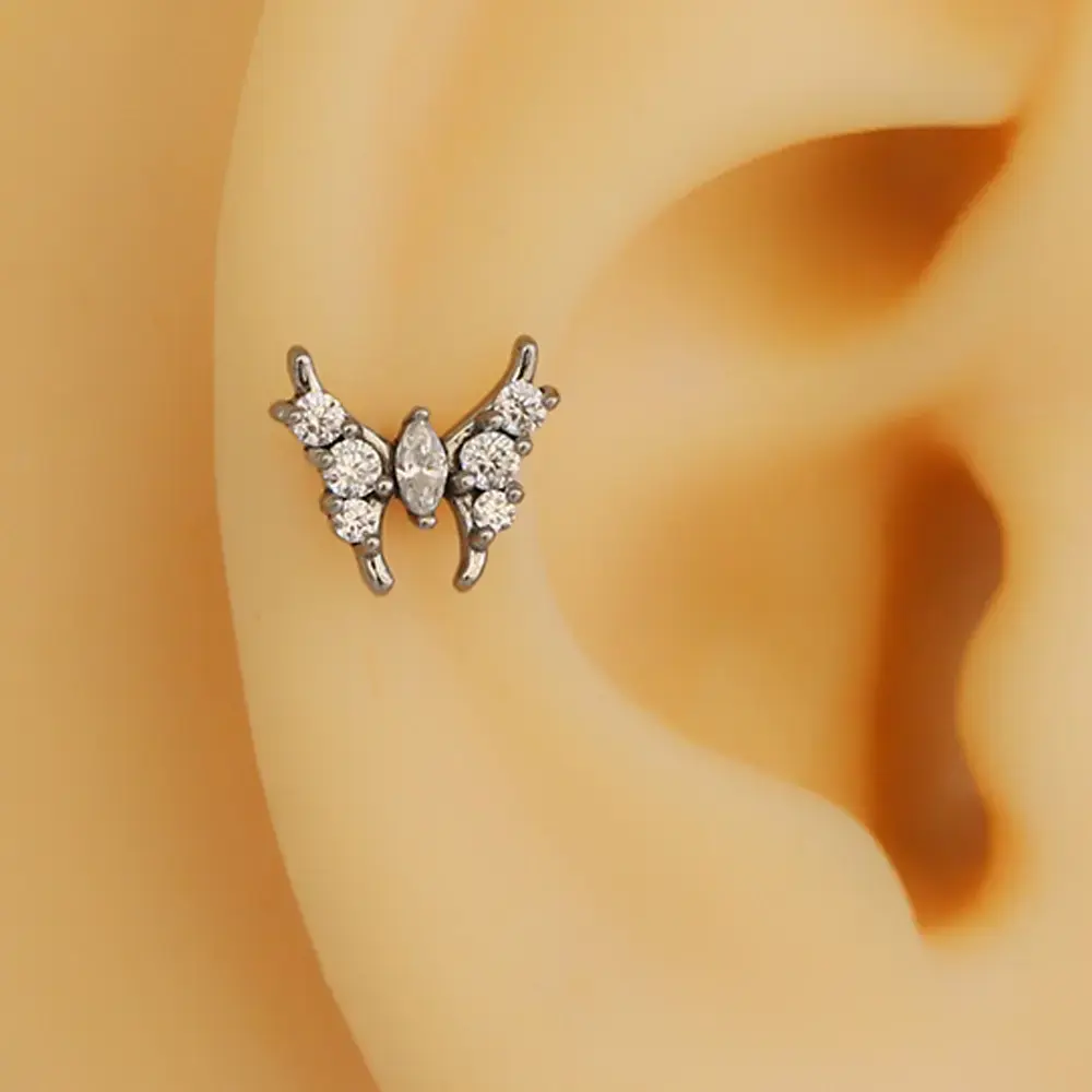 Gümüş renkli zirkon taşlı kelebek figürlü 316L cerrahi çelik kıkırdak piercingi