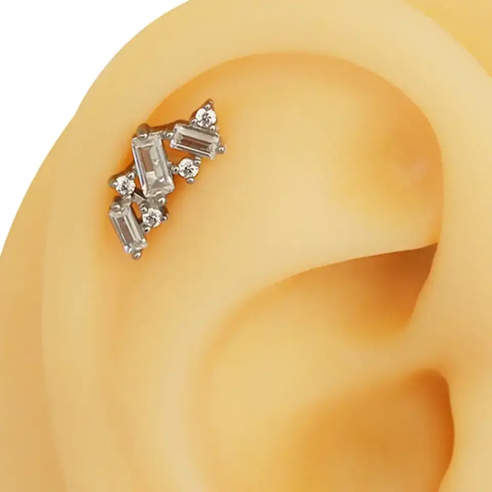 Kare kesim zirkon taşlı gümüş piercing 316L medikal çelik flatback detay