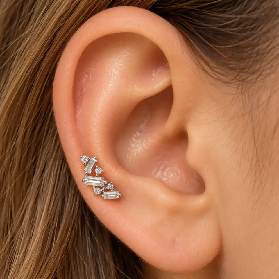 gumus-kubik-zirkon-helix-piercing