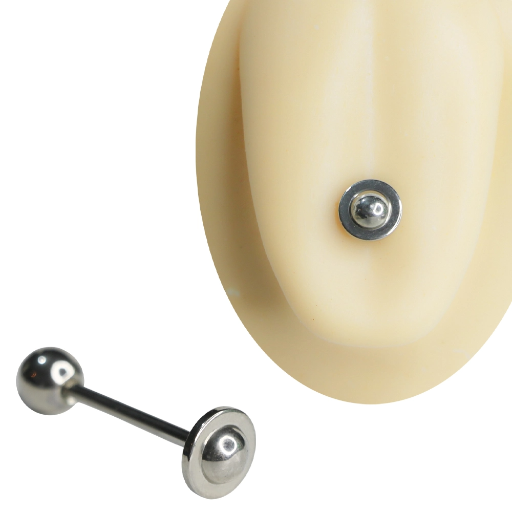 Gümüş renkli cerrahi çelikten üretilmiş, yuvarlak disk tabanlı ve bombeli merkez detaylı dil piercingi ile 1,6 mm x 16 mm ölçülerindeki dil barı görse