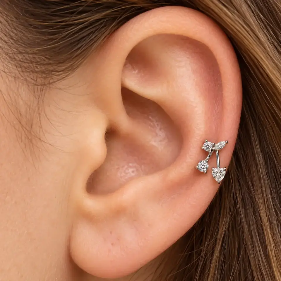 gumus-kiraz-zirkon-helix-piercing
