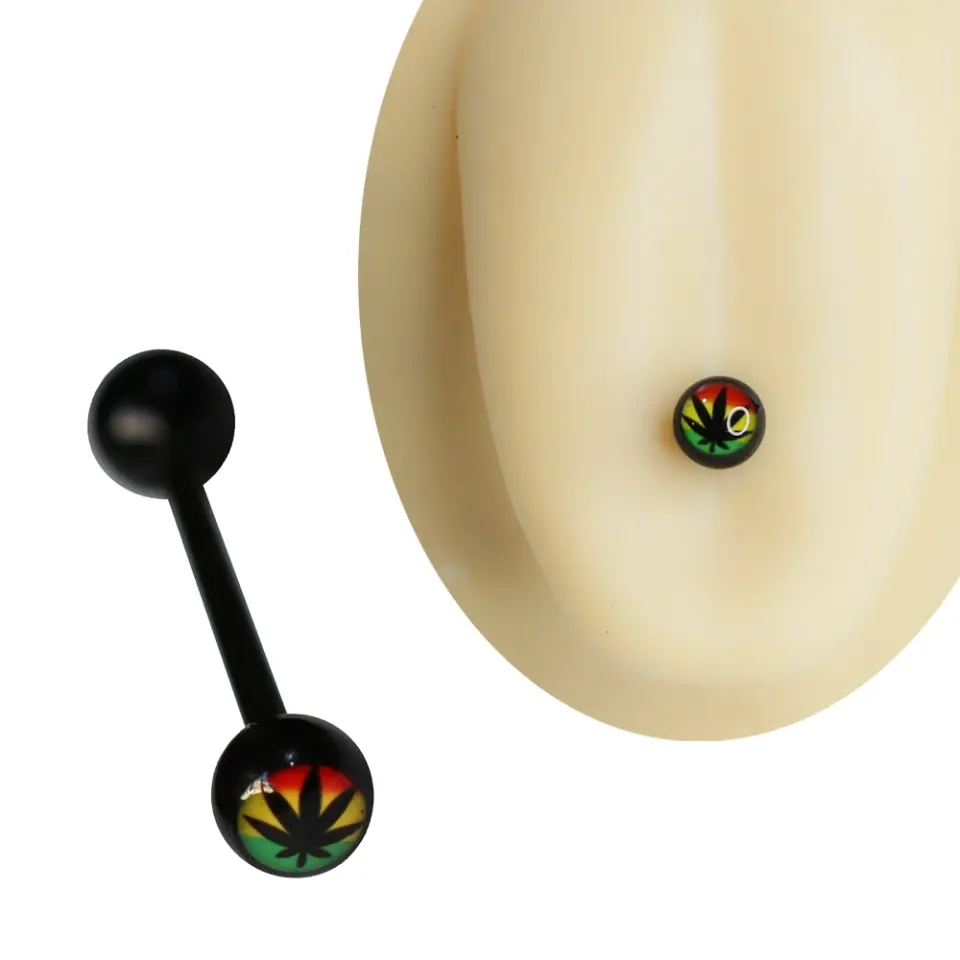 Siyah top üzerinde kırmızı sarı yeşil detaylı yaprak figürü bulunan akrilik dil piercingi 19 mm