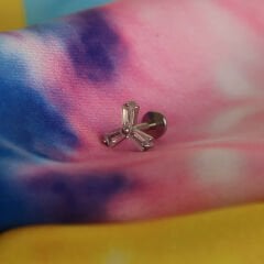 Üç Küp Zirkon 6x1.2mm Çelik Labret Piercing, Tragus-Helix-Kıkırdak