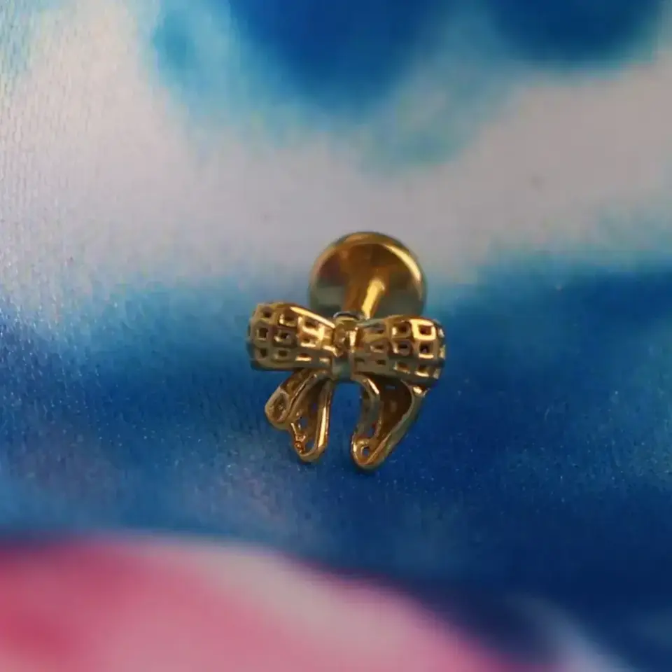 minimalist-gold-fiyonk-helix-piercing-kulak-kombini