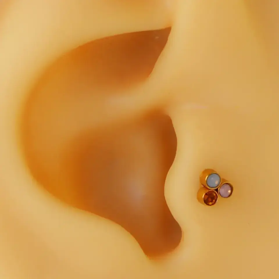 Çok renkli zirkon taşlı 316L cerrahi çelik tragus piercing flatback