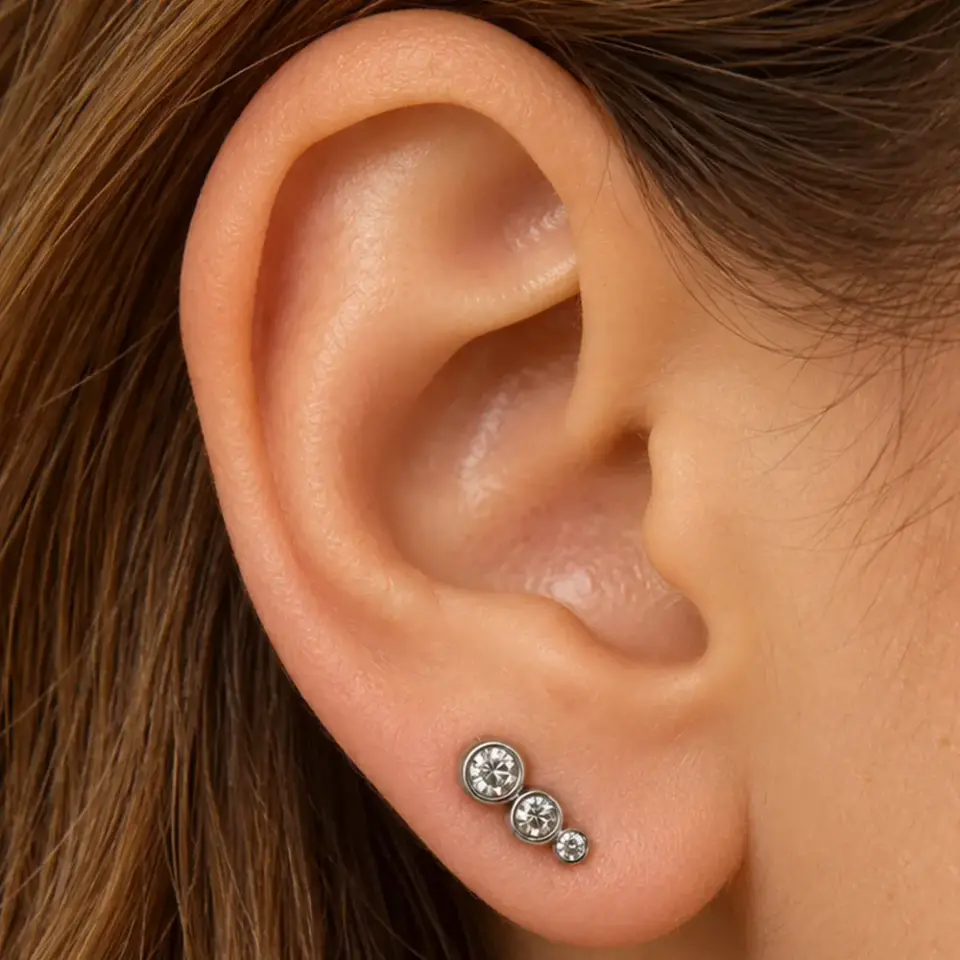 uc-zirkon-tasli-tragus-piercing-gumus