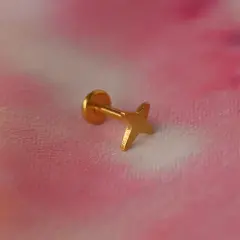 Minimalist yıldız figürlü sarı altın kıkırdak küpesi helix conch piercing flatback