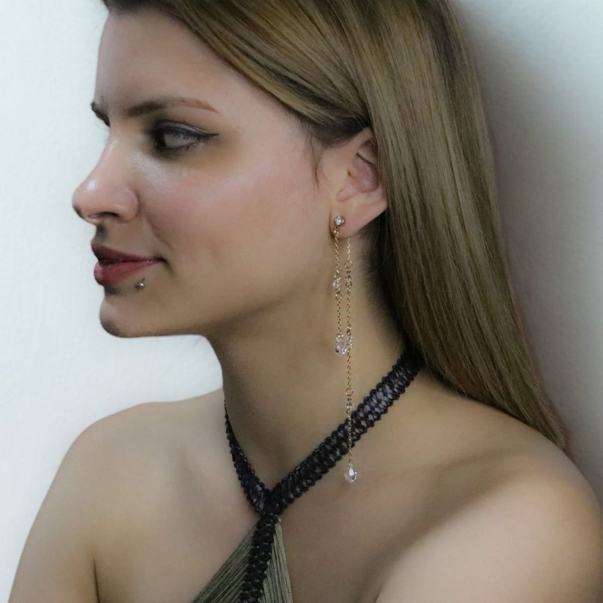 Altın Renk Kristal Taşlı Uzun Zincirli 316L Cerrahi Çelik Piercing