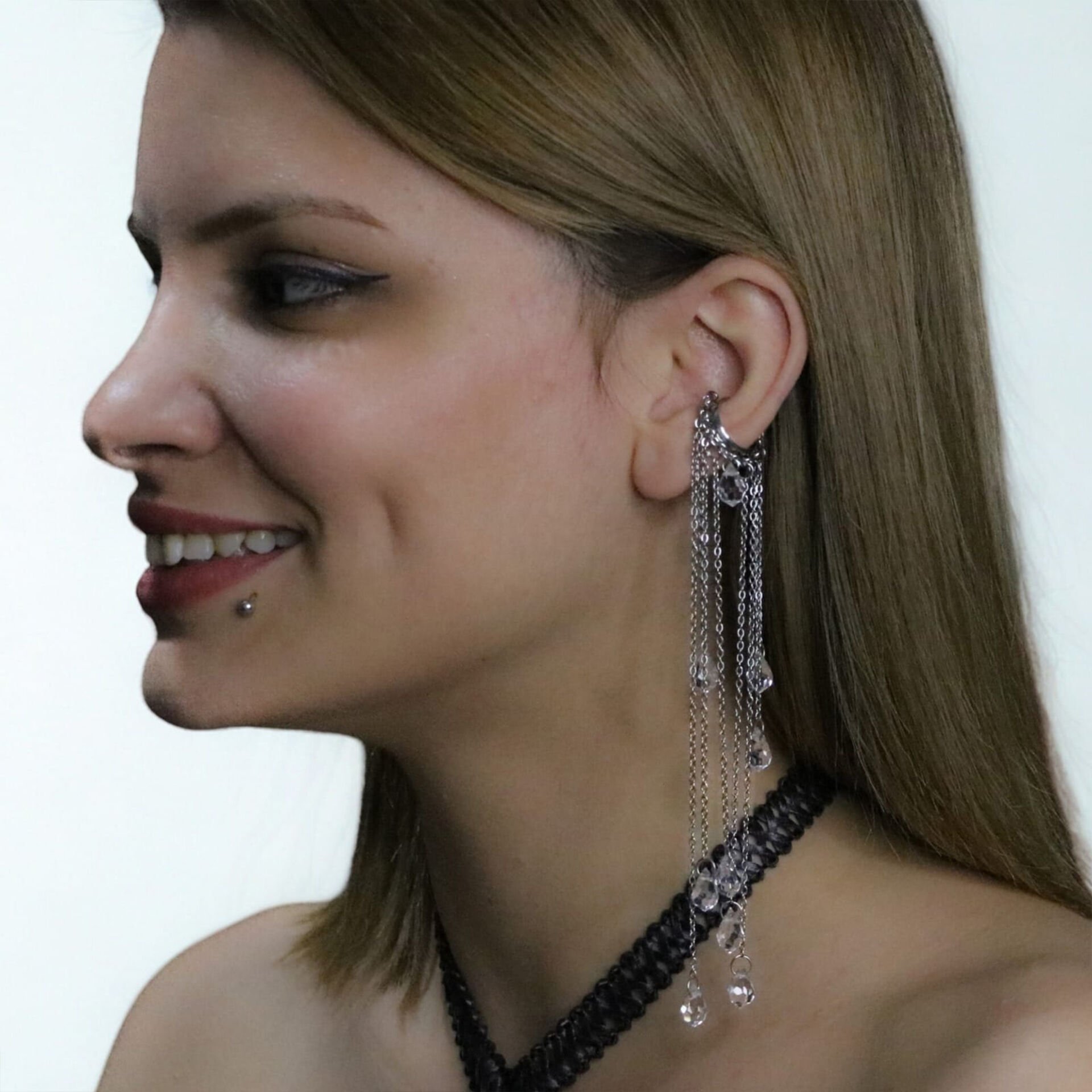 Kristal Taş Detaylı Çok Zincirli Cerrahi Çelik EarCuff Küpe