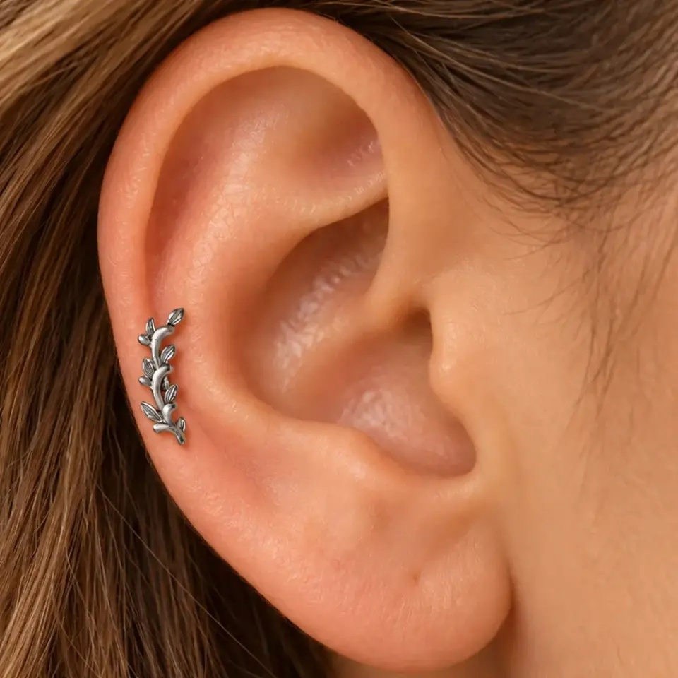 zeytin-dali-gumus-tragus-piercing