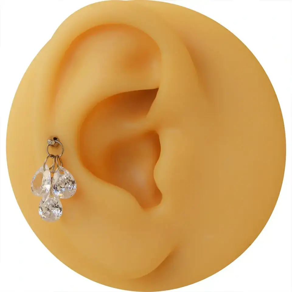 316L cerrahi çelik antialerjik gümüş üç damla kıkırdak piercing