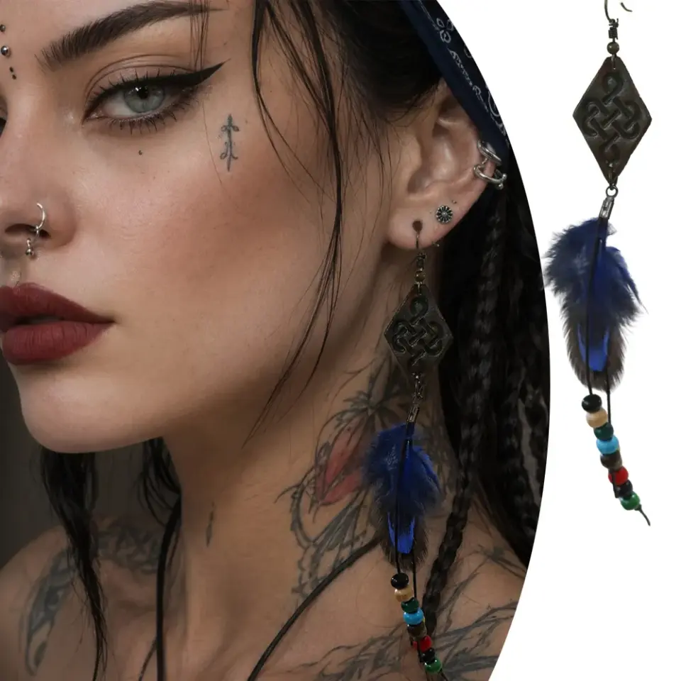 Sonsuzluk düğümü motifli gerçek deri gövdeli ve renkli ahşap boncuklu el yapımı deri küpe tekli boho modeli