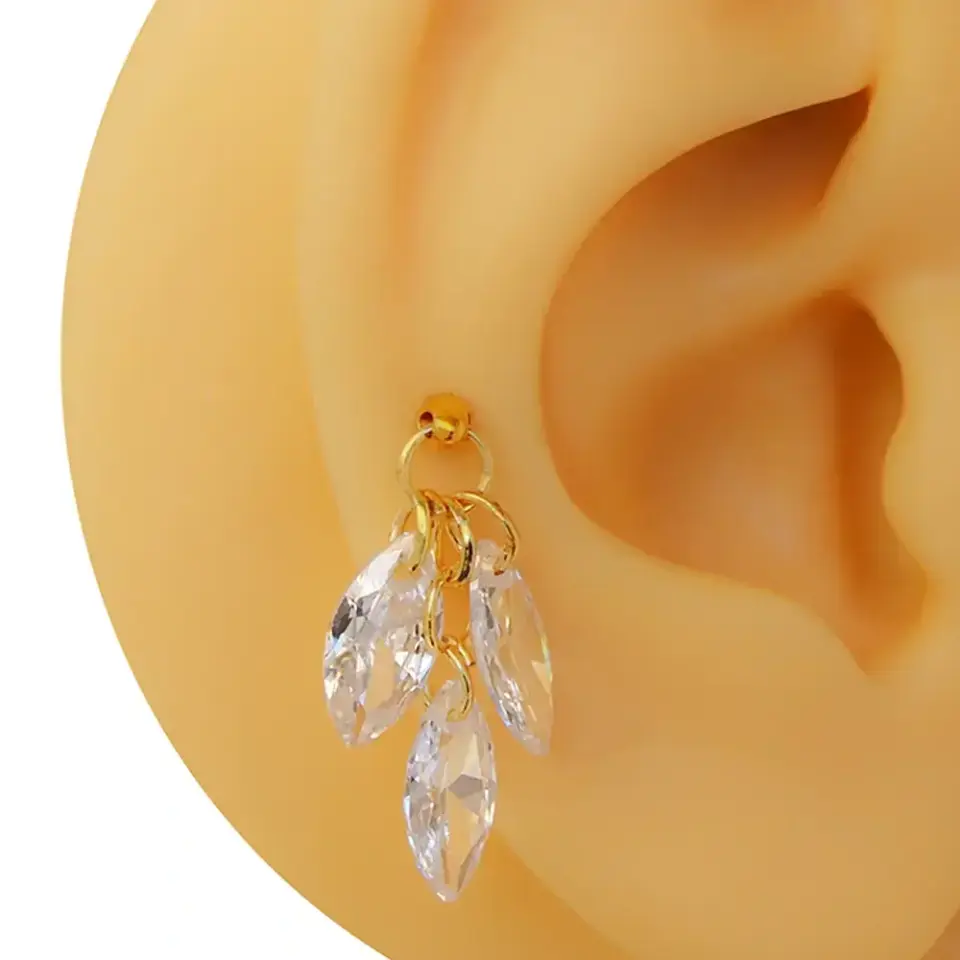Altın rengi zirkon taşlı markiz buketi tragus piercing