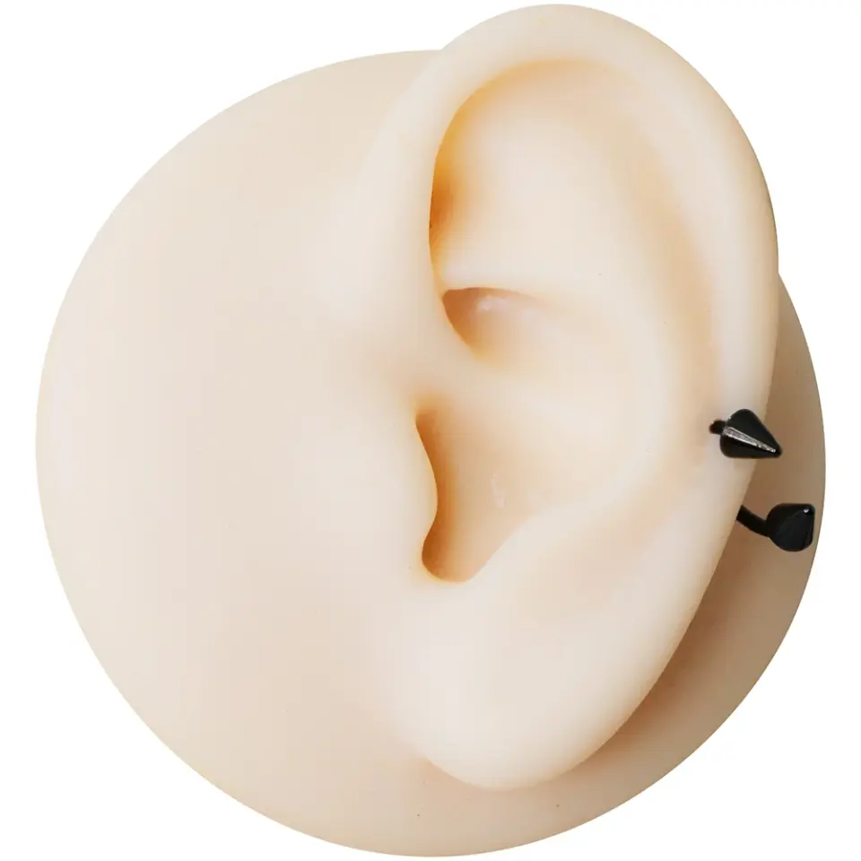 Tragus ve septum kullanımı için uygun paslanmaz siyah spike burun dudak kıkırdak piercing