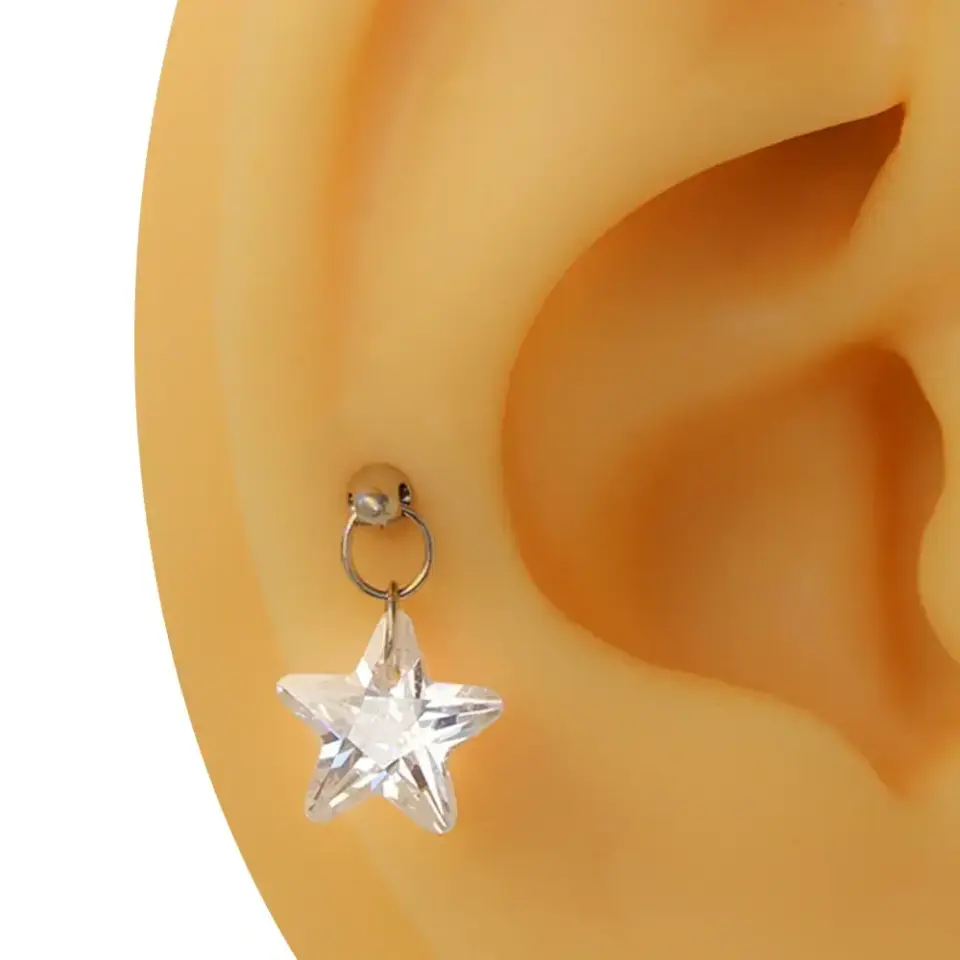 Gümüş renk parlayan yıldız zirkon tragus helix kıkırdak piercing aksesuarı