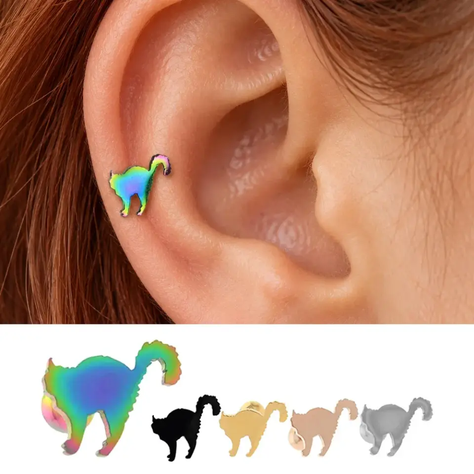 kedi-model-helix-piercing