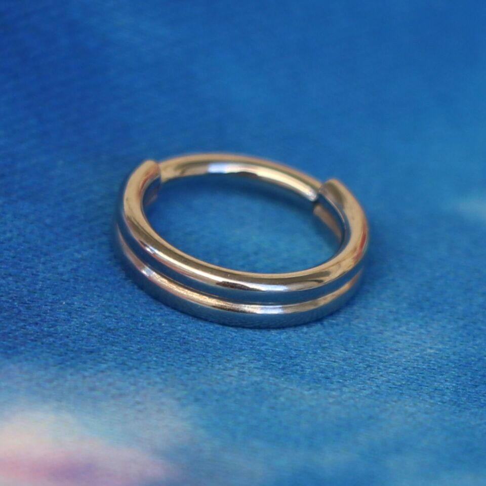 Twin Halo - İkiz Hale Gümüş Renk Menteşeli Clicker 316L Cerrahi Çelik Halka Septum Kıkırdak Piercing 6mm
