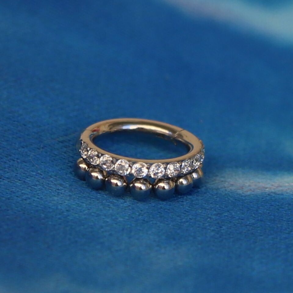 Diamond Bead Gümüş Renk Menteşeli Clicker 316L Cerrahi Çelik Halka Septum Kıkırdak Piercing 8mm
