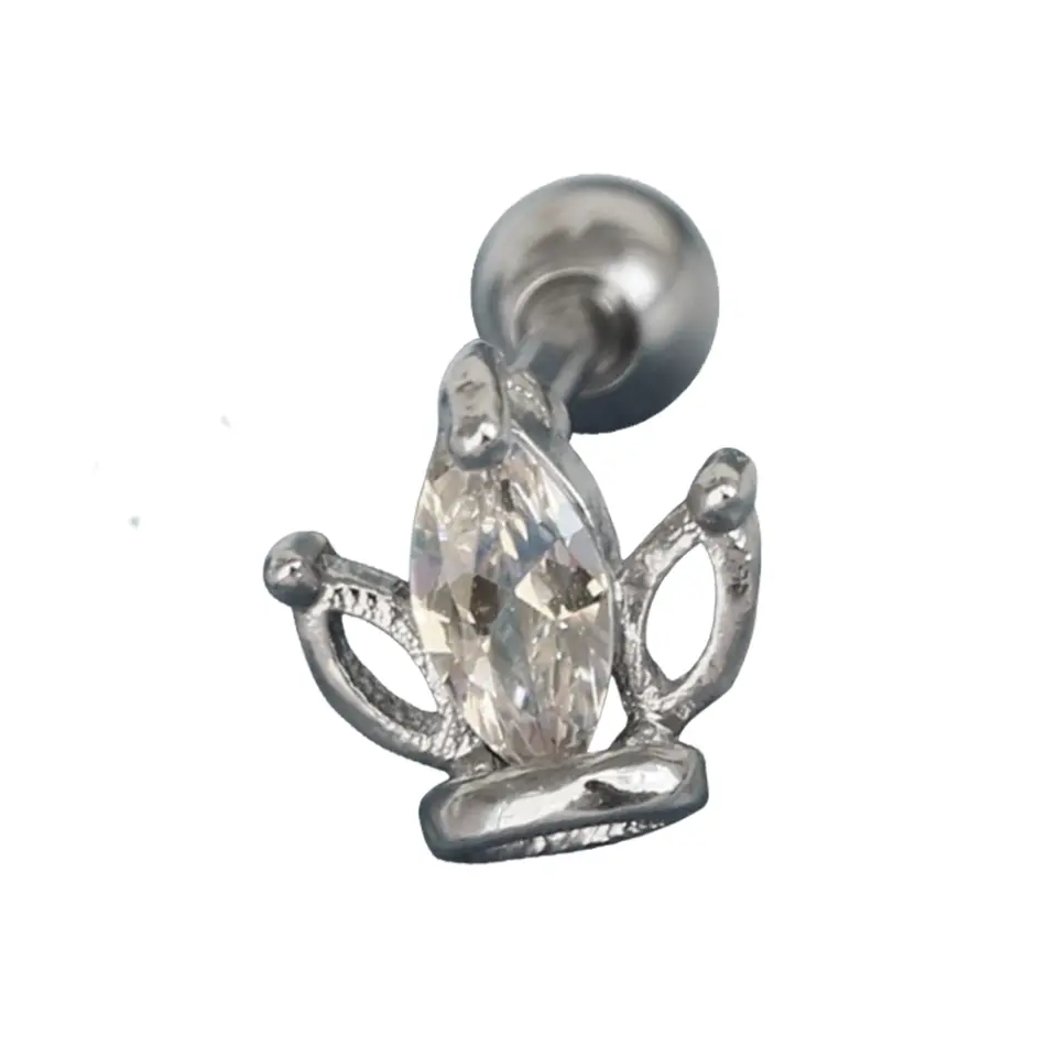 Zirkon taşlı kraliçe büyüsü tasarımlı gümüş kaplama tragus helix kıkırdak piercing ürün detayları