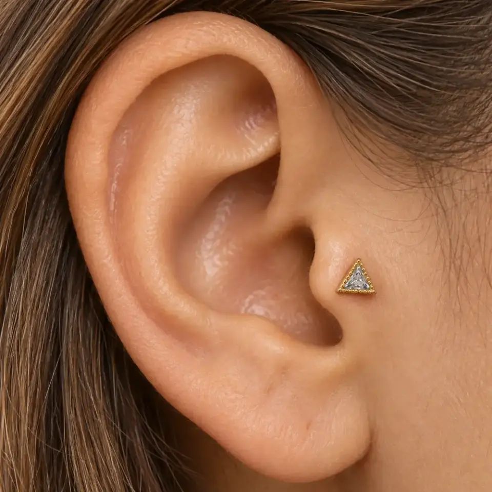 denge-ucgeni-tragus-piercing