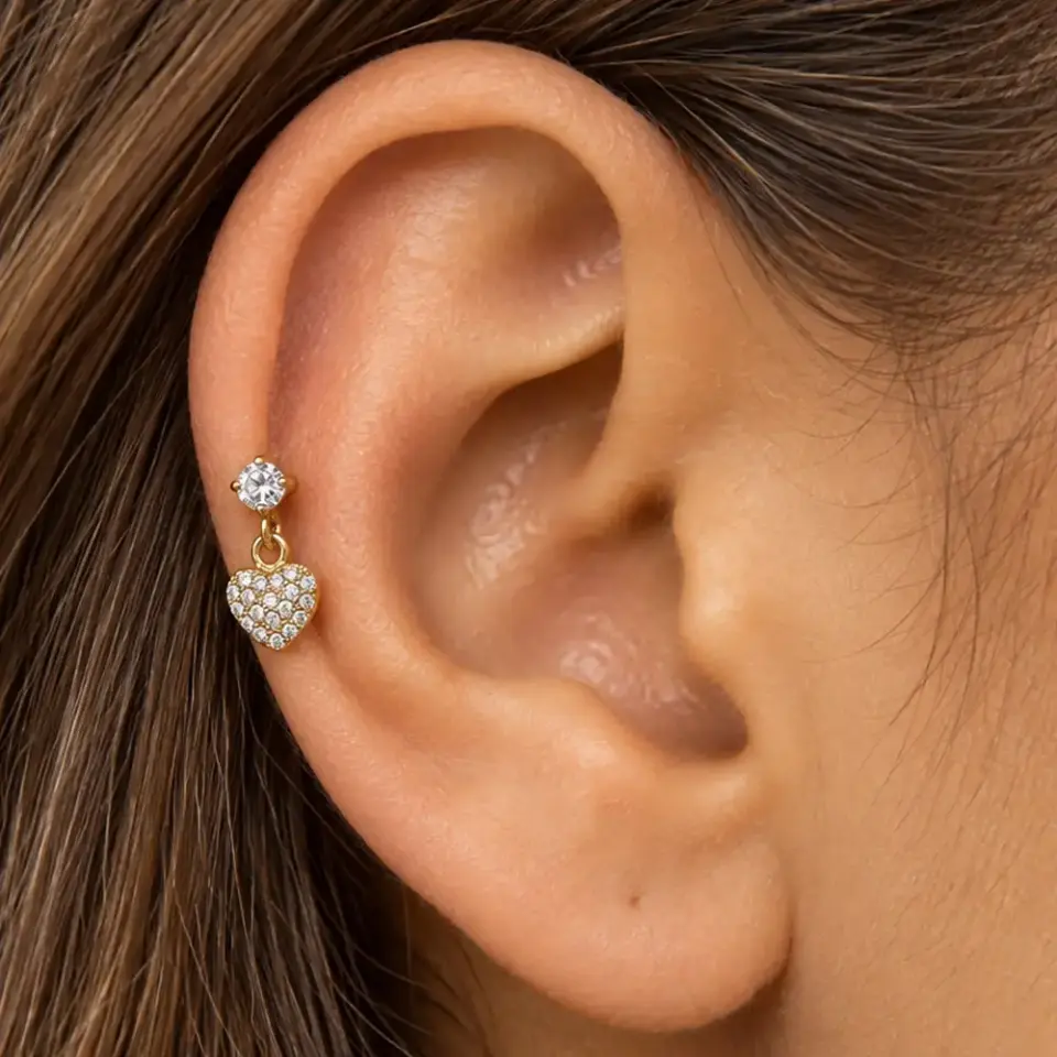 kalp-atisi-helix-piercing
