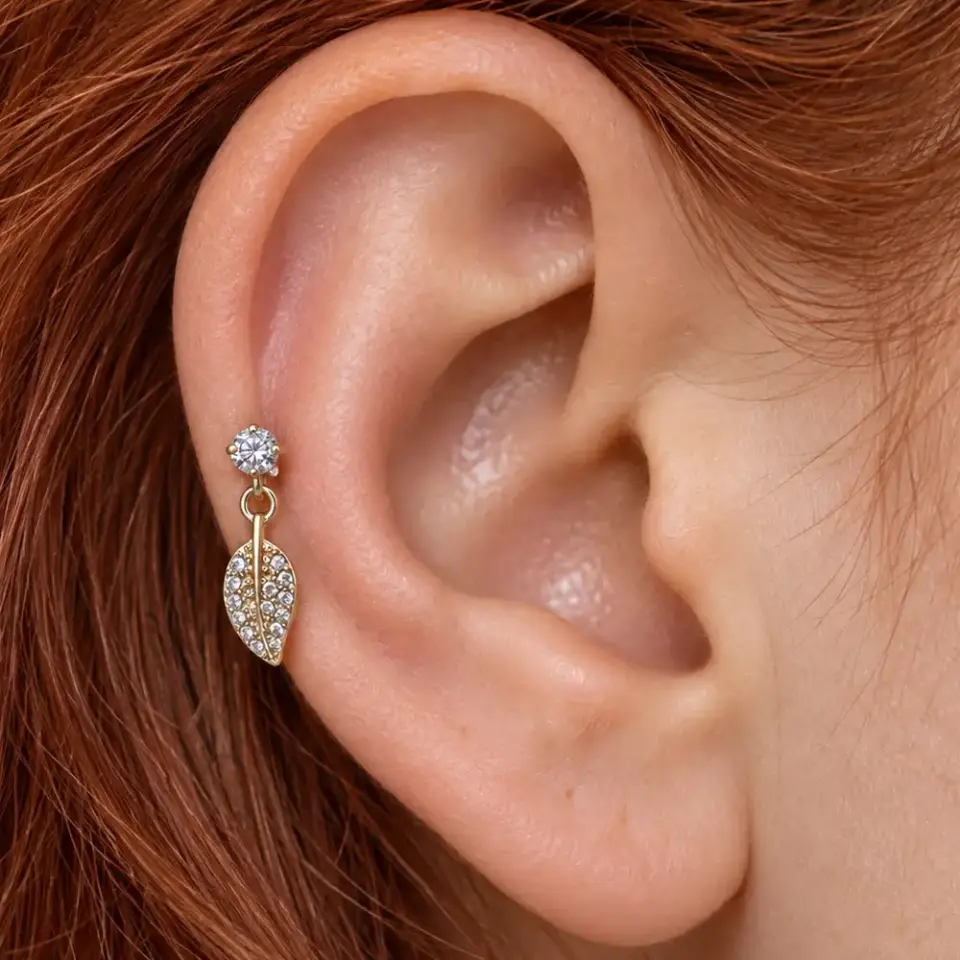 guz-esintisi-helix-piercing