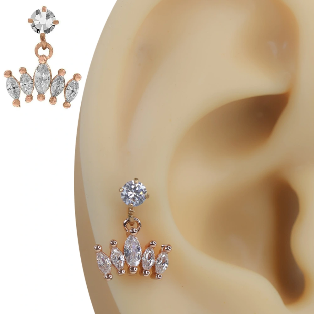 Rose gold kraliçe ruhu zirkon taşlı taç figürlü tragus helix kıkırdak piercing kulak üzerindeki asil duruşu