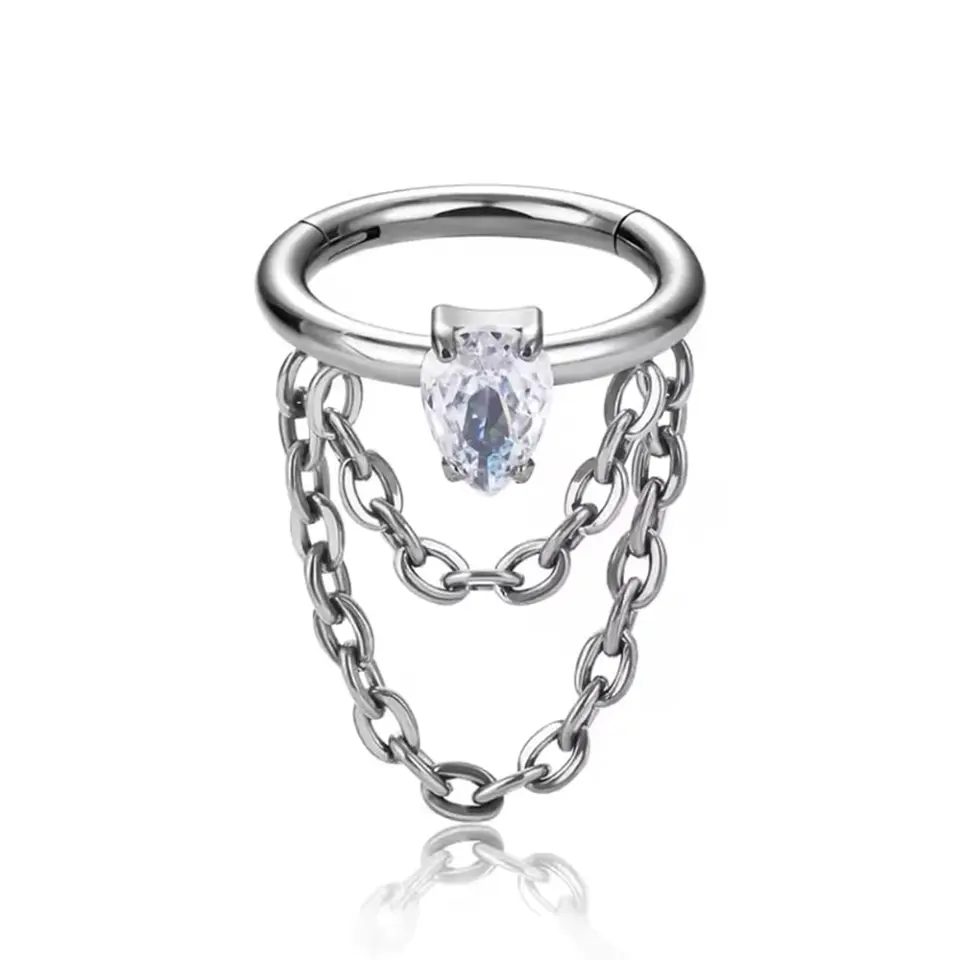 Septum ve tragus bölgesinde sergilenen gümüş kararmayan Rainfall halka helix kıkırdak piercing