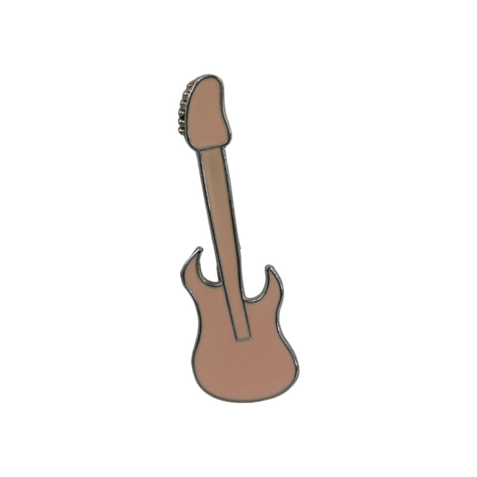 Sırt çantası ve kot ceket süslemesi için pembe renkli elektro gitar model alternatif tarz iğneli rozet tasarımı