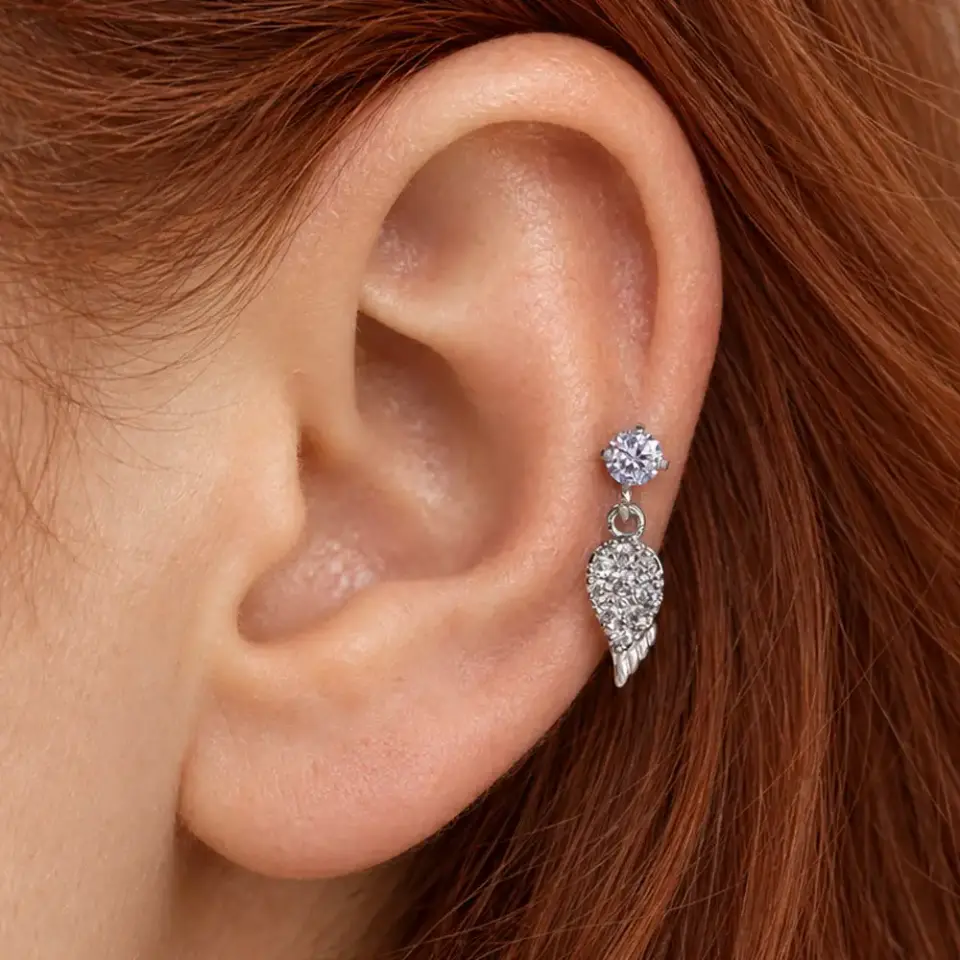kanat-helix-piercing-kulak-durusu