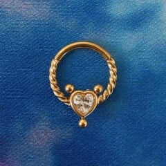 Kalp Zirkon Burgu Detaylı Kilitli Gold Çelik 8 mm Halka Piercing, Daith-Helix-Kıkırdak-Septum-Auricle