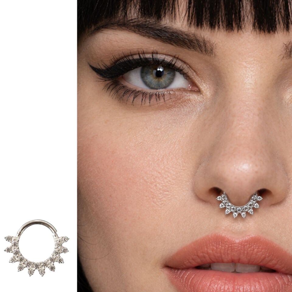 cok-tasli-zarif-septum-piercing