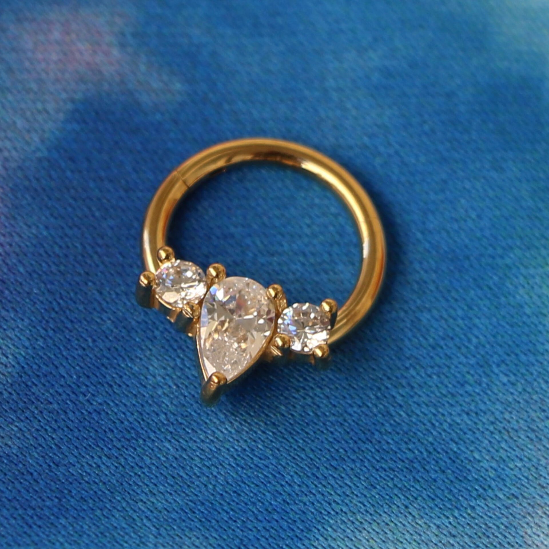 Tiara Drop Altın Renk Menteşeli Clicker 316L Cerrahi Çelik Halka Septum Kıkırdak Piercing