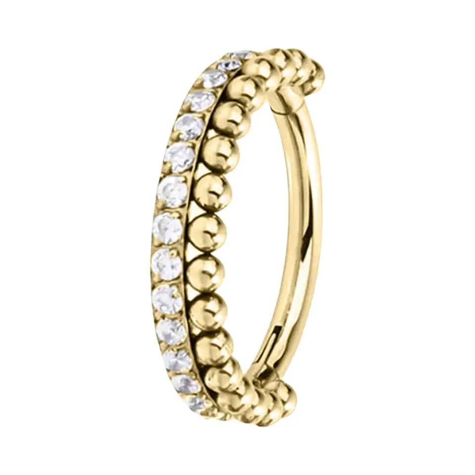 Septum ve daith bölgesinde sergilenen sarı kararmayan halka septum kıkırdak piercing