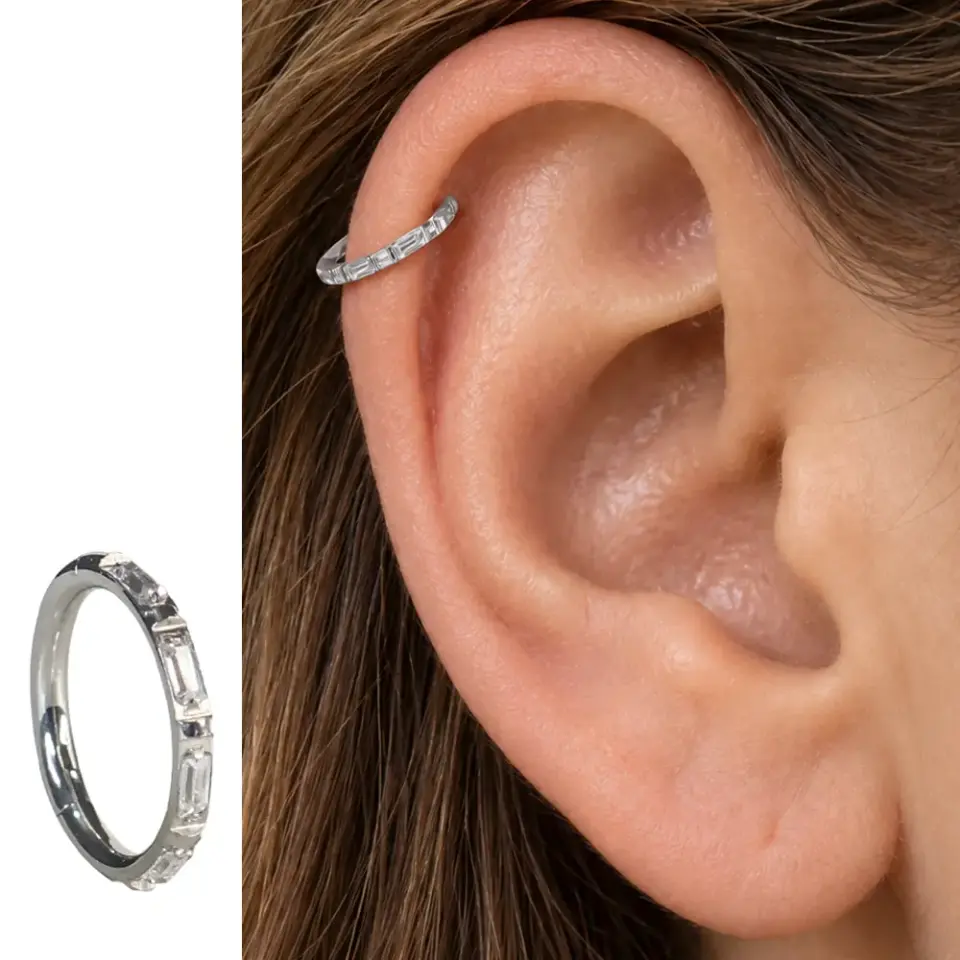 facet-tasli-gumus-helix-piercing