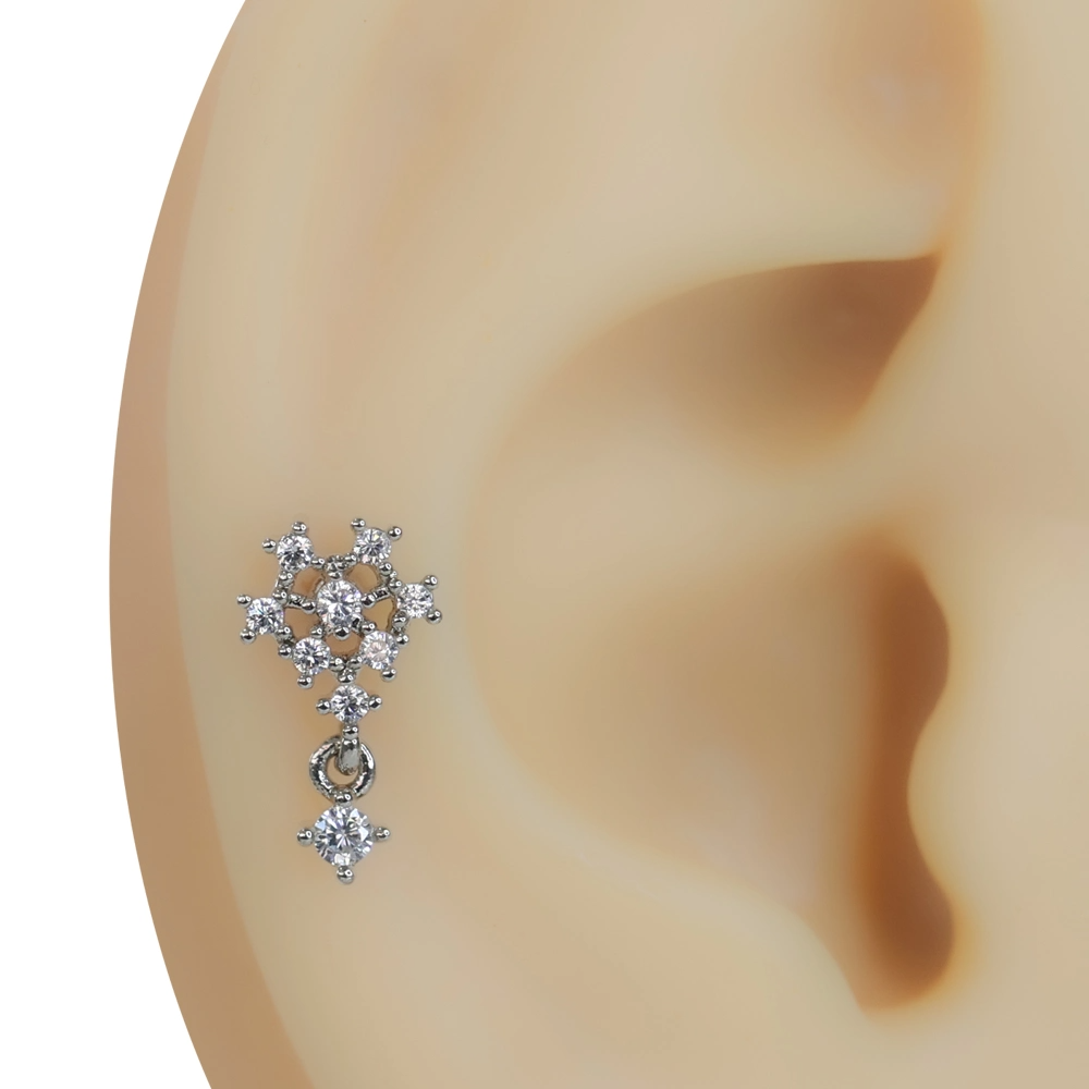 Kulakta sergilenen sallantılı zirkon taşlı gümüş renk Kozmik Çiçek tragus helix kıkırdak piercing