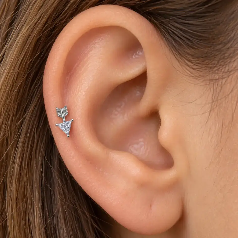ask-habercisi-helix-piercing-kulakta-durusu