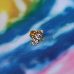 Dört Taş Toplu 7x1,2mm Gold Çelik Labret Piercing, Tragus-Lobe-Helix-Kıkırdak