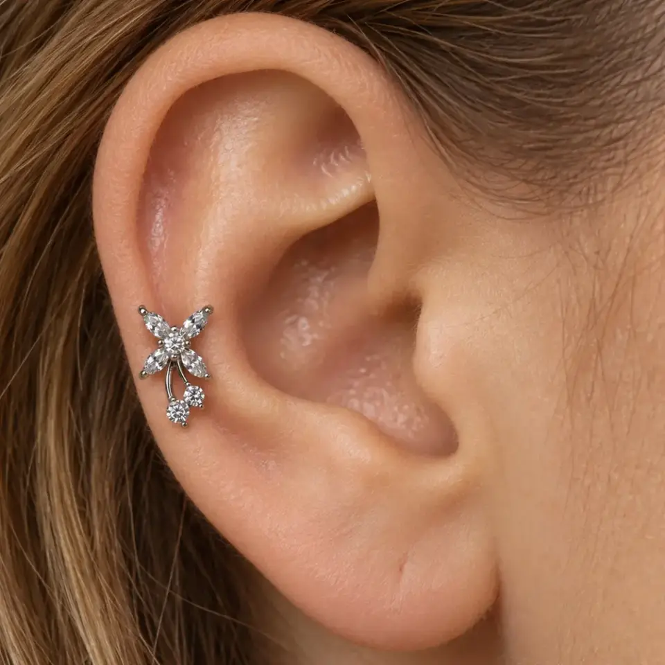 yonca-helix-piercing-kulakta-durusu