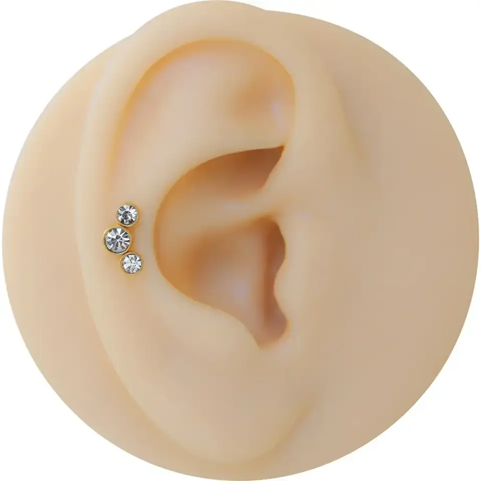 Sarı renk üç taşlı küme model helix conch kıkırdak piercing anti-alerjik.