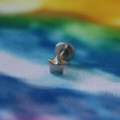 Bombeli Yıldız 6x1,2mm Çelik Labret Piercing, Tragus-Lobe-Helix-Kıkırdak