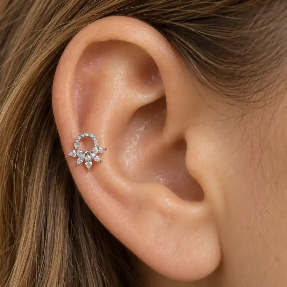 bahar-taci-helix-piercing-kulakta-durusu