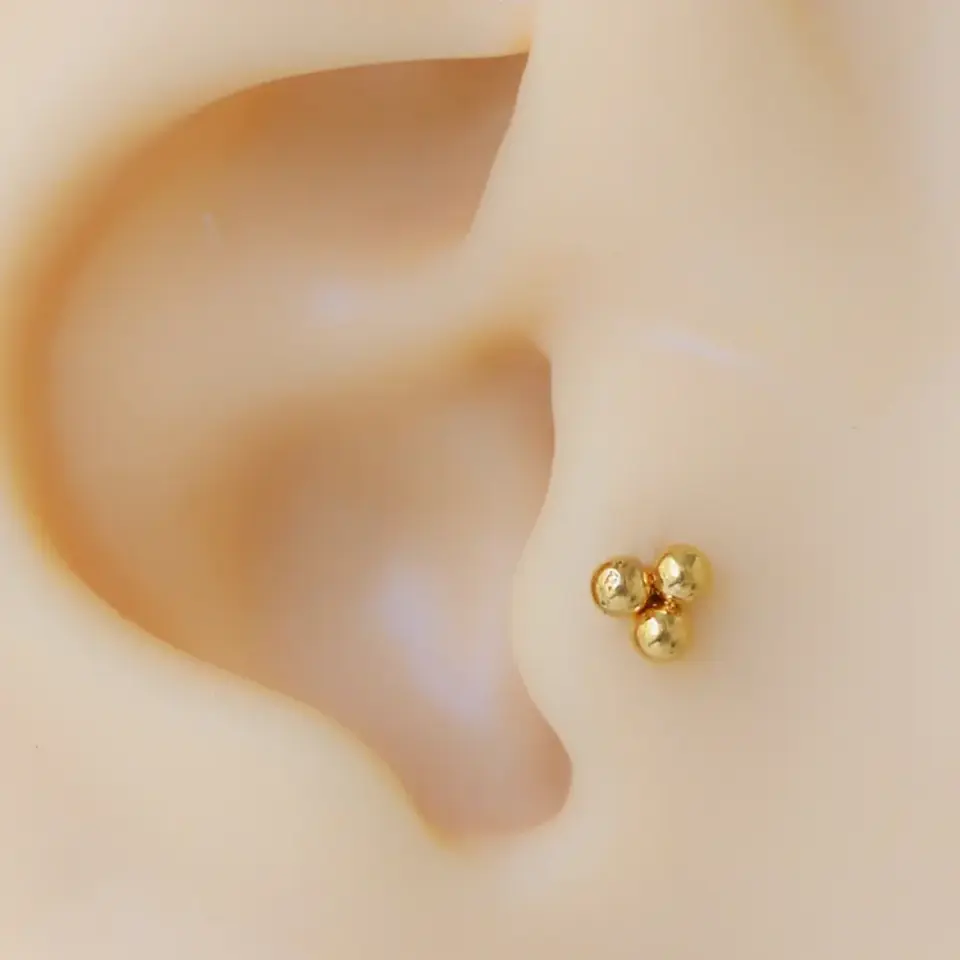 316L cerrahi çelik anti-alerjik sarı kıkırdak küpesi trinity helix conch takısı.