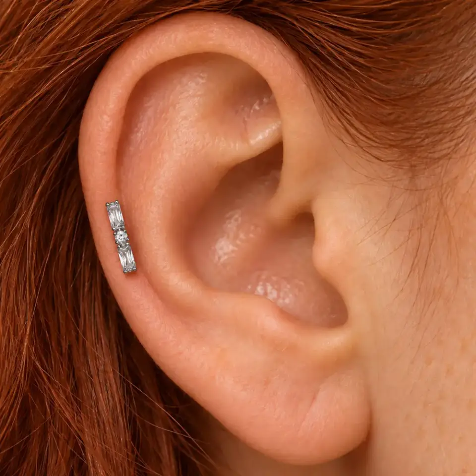 zirkon-tasli-helix-piercing