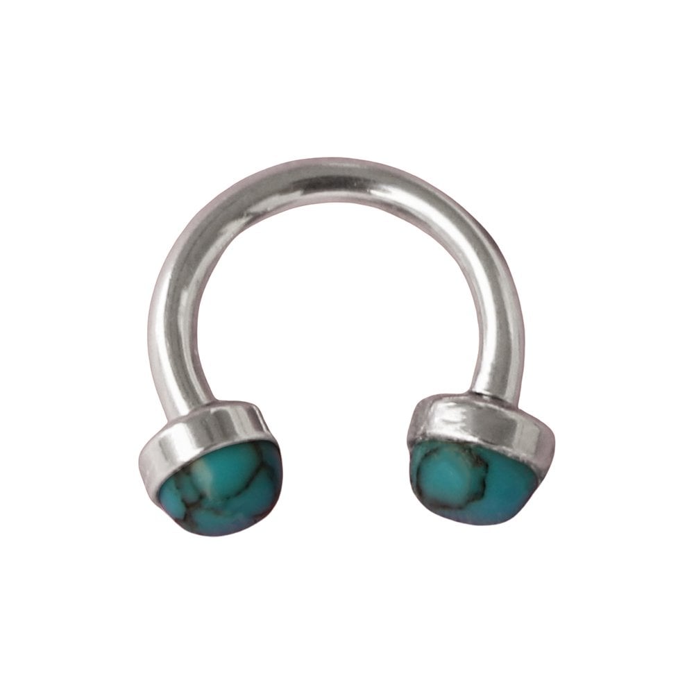 İki ucu turkuaz taşlı vidalı kıkırdak küpesi helix ve conch uyumlu piercing.