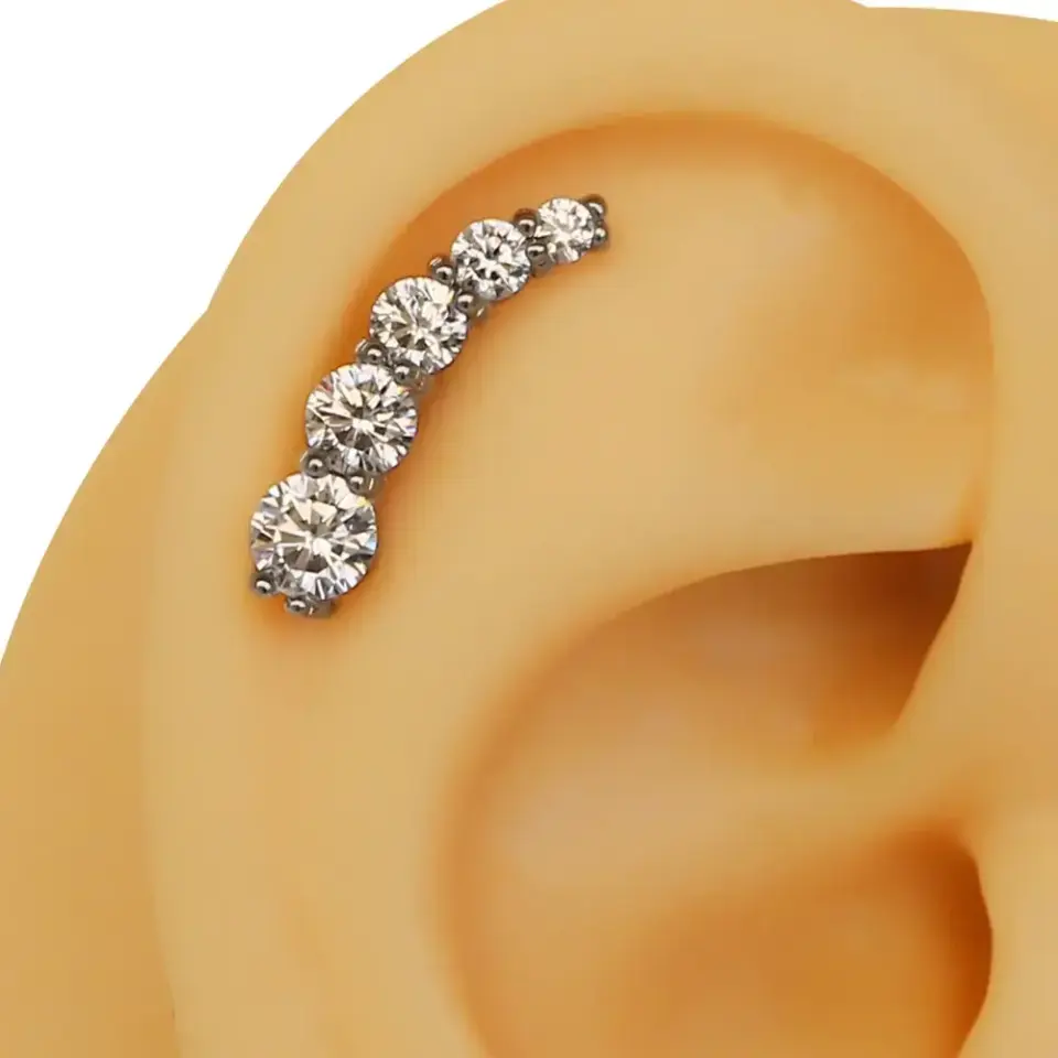 Beş Taş Diagonal gümüş zirkon taşlı 316L cerrahi çelik tragus piercing flatback