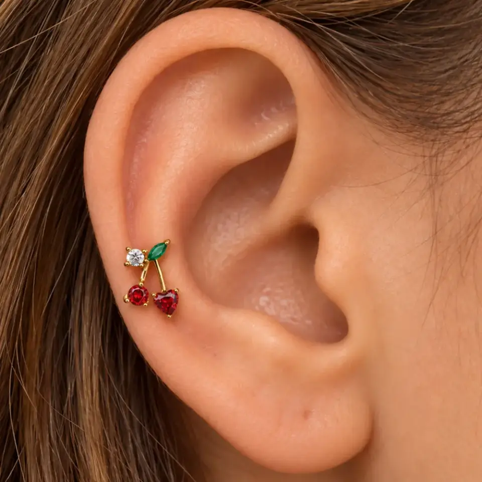 kiraz-obje-tasli-gold-tragus-piercing