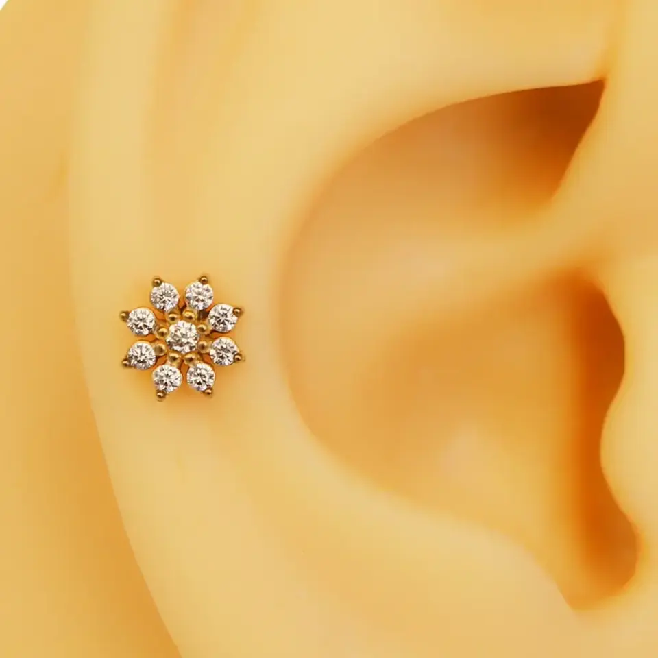 Papatya figürlü altın renk zirkon taşlı 316L cerrahi çelik tragus piercing flatback