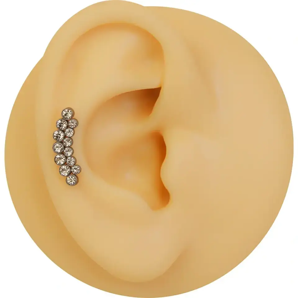 Üçlü zirkon taşlı gümüş kıkırdak küpesi helix ve kıkırdak uyumlu piercing